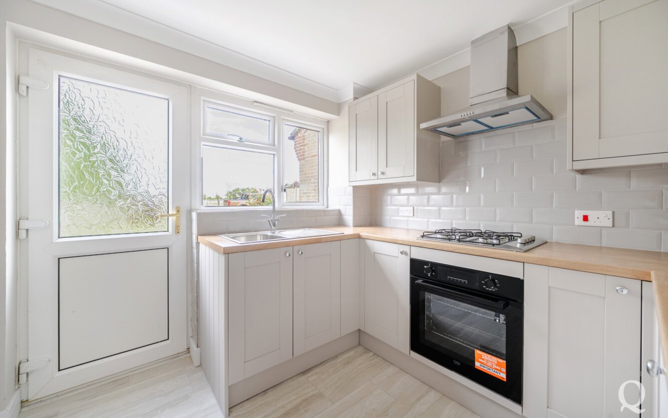 Drakes Close, Upchurch, Sittingbourne, Kent, ME9, 7862, image-5 - Quealy & Co