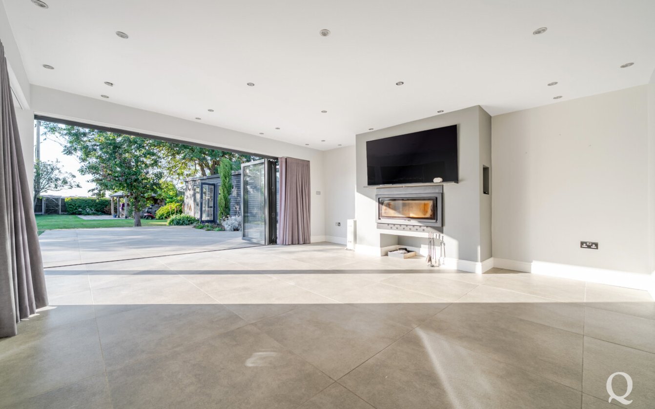 Hempstead Lane, Bapchild, Sittingbourne, Kent, ME9, 7878, image-2 - Quealy & Co