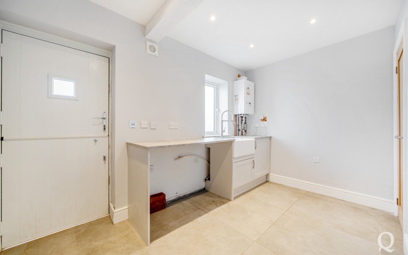 Hempstead Lane, Bapchild, Sittingbourne, Kent, ME9, 7878, image-23 - Quealy & Co