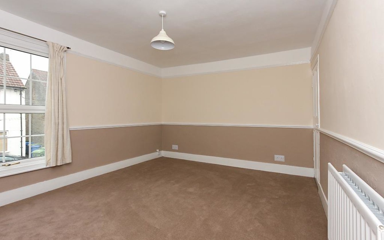 Chalkwell Road, Sittingbourne, Kent, ME10, 789, image-11 - Quealy & Co