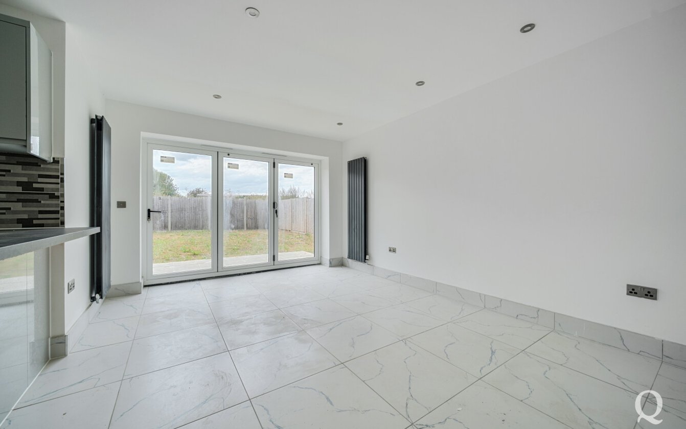 Warden Road, Eastchurch, Sheerness, Kent, ME12, 7901, image-11 - Quealy & Co