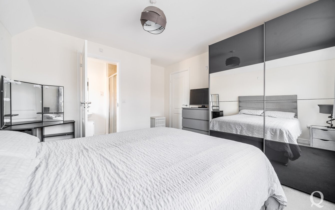 Cambria Crescent, Sittingbourne, Kent, ME10, 7908, image-15 - Quealy & Co
