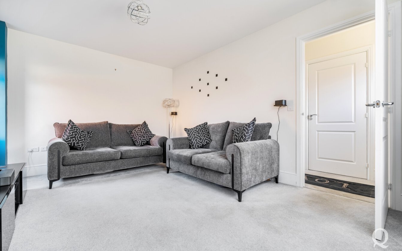Cambria Crescent, Sittingbourne, Kent, ME10, 7908, image-12 - Quealy & Co