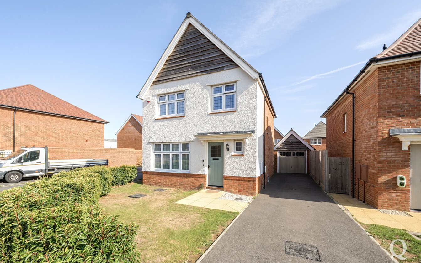 Cambria Crescent, Sittingbourne, Kent, ME10, 7908, image-1 - Quealy & Co