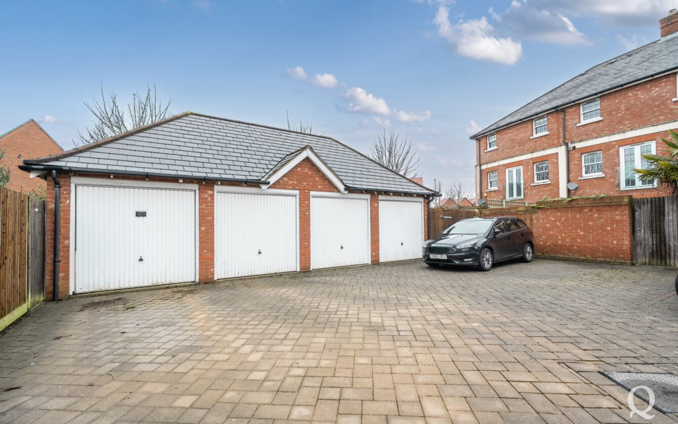 Beacon Avenue, Kings Hill, West Malling, Kent, ME19, 7921, image-13 - Quealy & Co