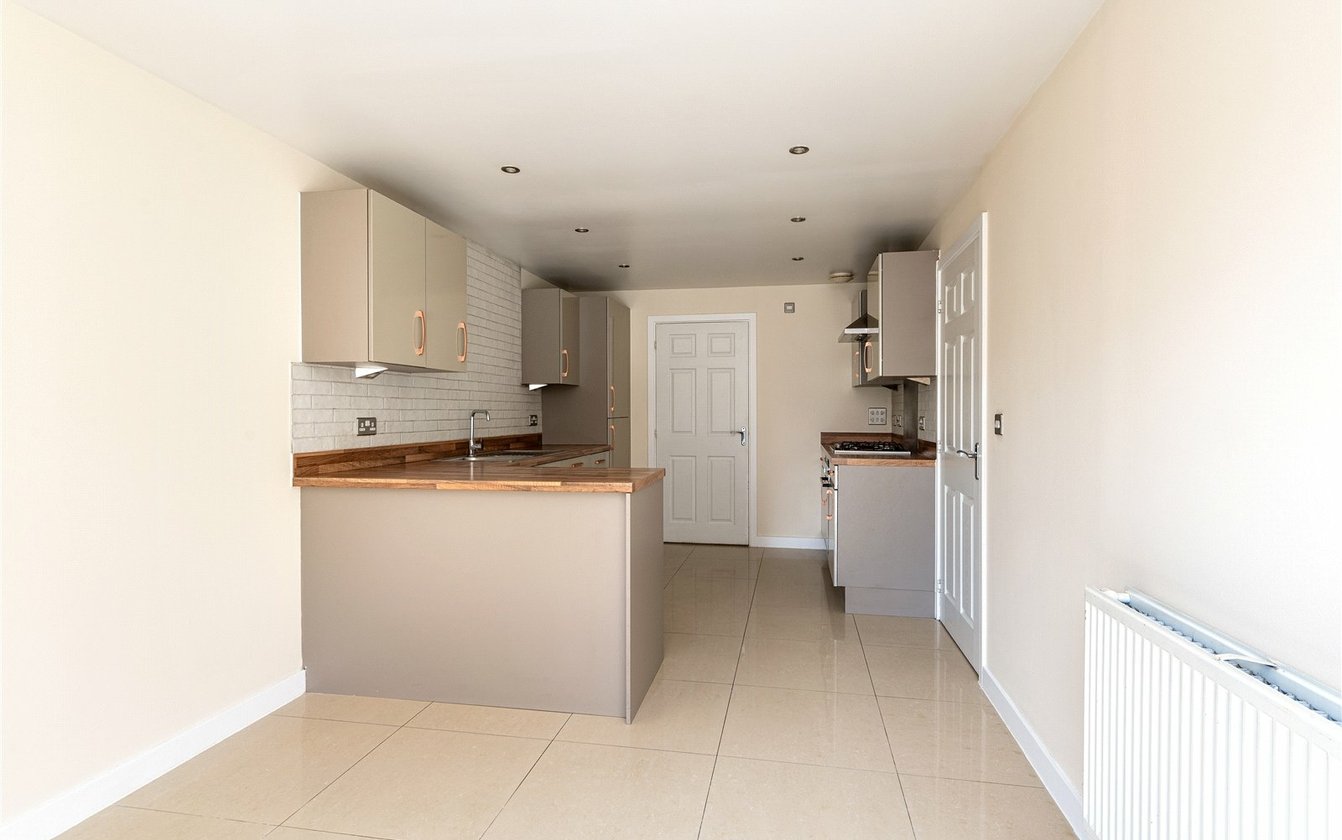 Wyvern Close, Milton Regis, Sittingbourne, Kent, ME10, 7943, image-8 - Quealy & Co