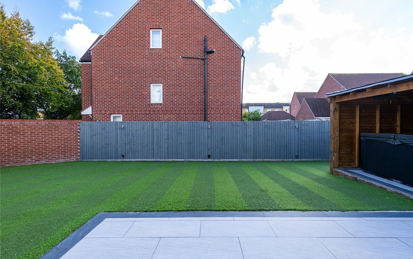 Wyvern Close, Milton Regis, Sittingbourne, Kent, ME10, 7943, image-16 - Quealy & Co