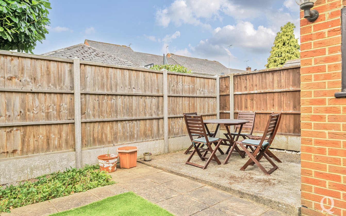 Vaughan Drive, Kemsley, Sittingbourne, Kent, ME10, 7949, image-14 - Quealy & Co