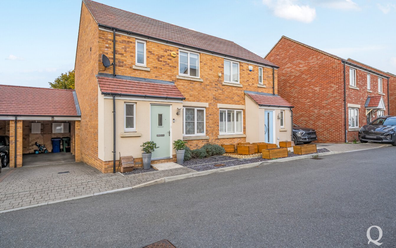 Grass Emerald Crescent, Iwade, Sittingbourne, Kent, ME9, 7974, image-1 - Quealy & Co