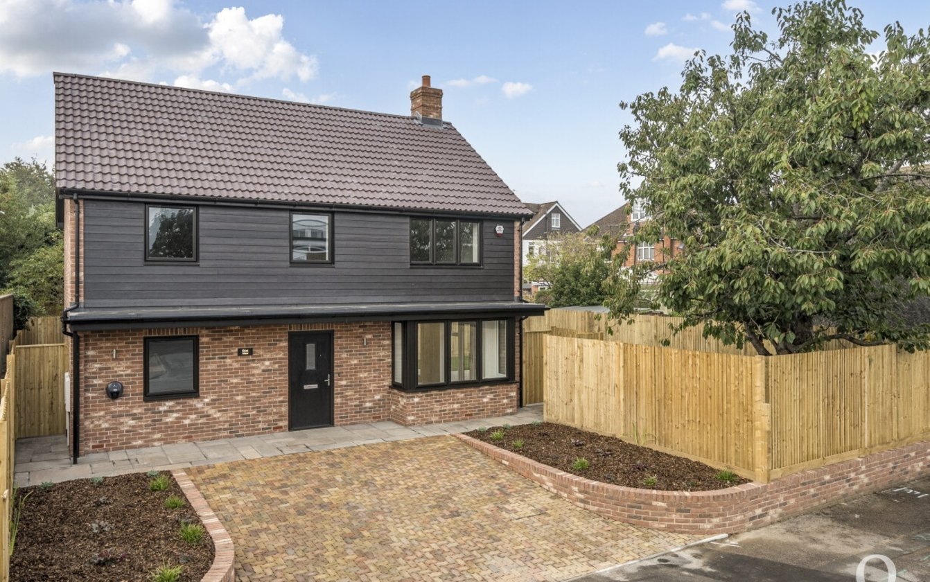 Northwood Drive, Sittingbourne, Kent, ME10, 7991, image-1 - Quealy & Co