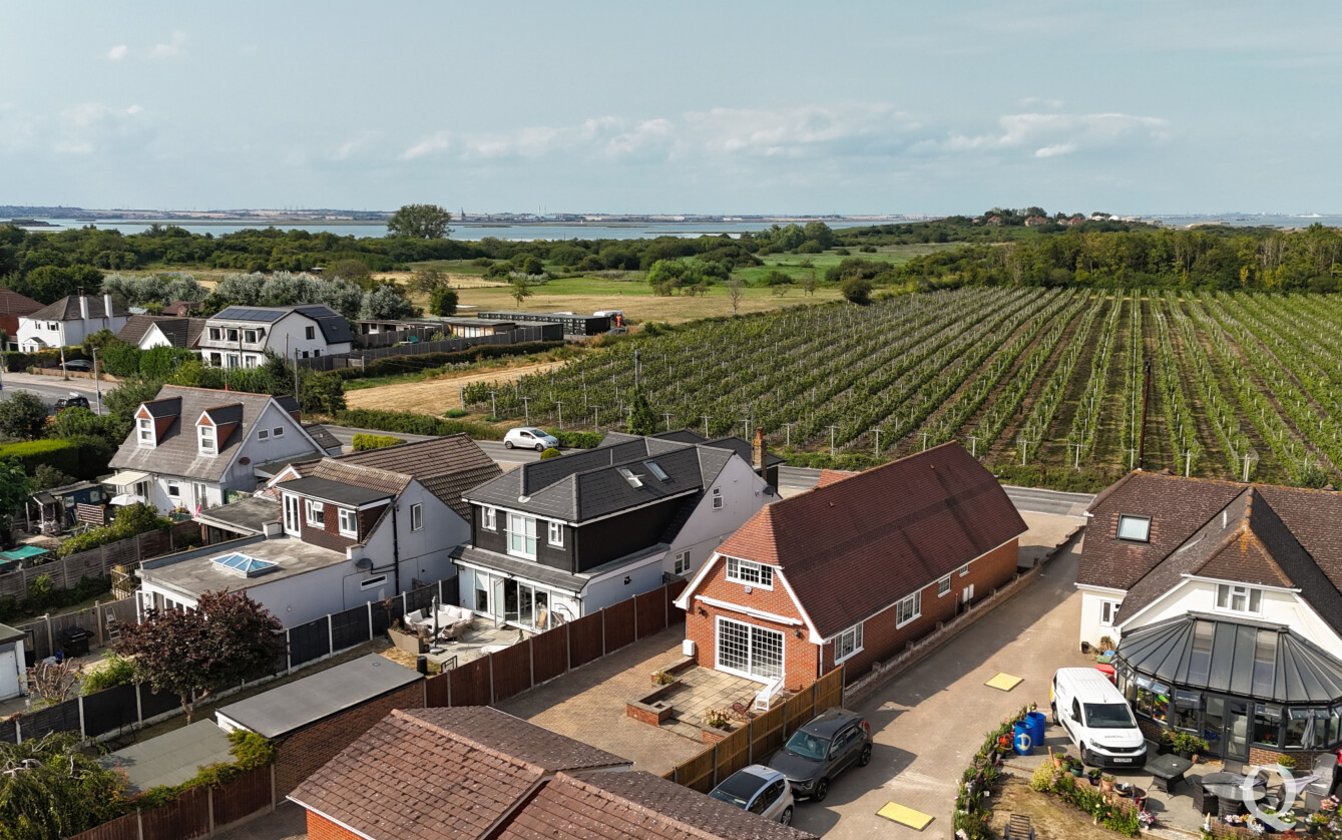 Lower Rainham Road, Rainham, Gillingham, Kent, ME8, 8035, image-1 - Quealy & Co