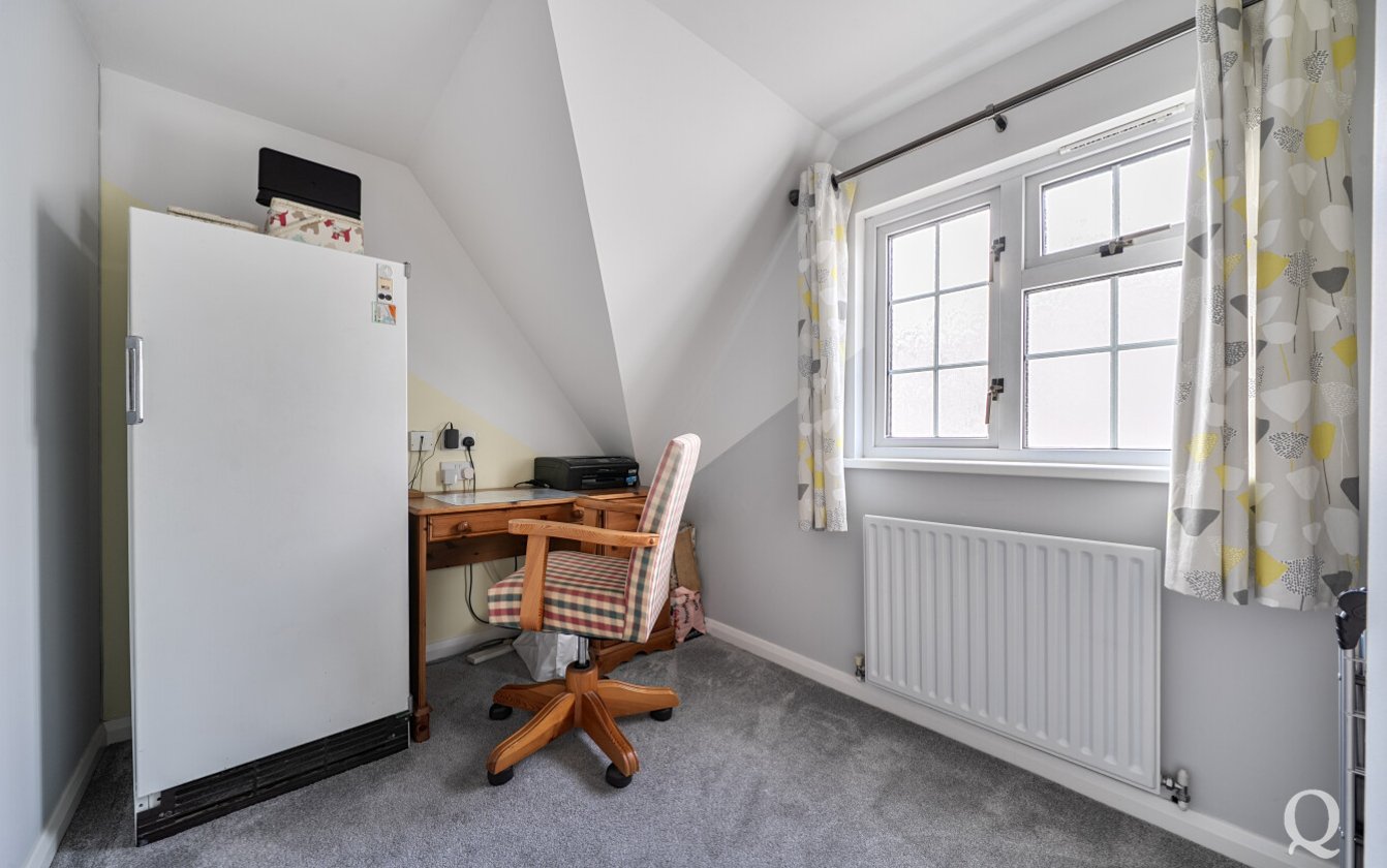 Lower Rainham Road, Rainham, Gillingham, Kent, ME8, 8035, image-22 - Quealy & Co