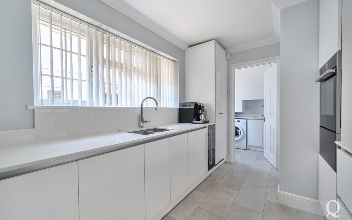 Lower Rainham Road, Rainham, Gillingham, Kent, ME8, 8035, image-14 - Quealy & Co