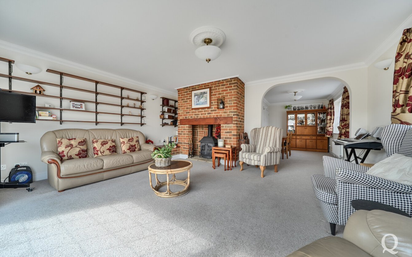 Lower Rainham Road, Rainham, Gillingham, Kent, ME8, 8035, image-2 - Quealy & Co