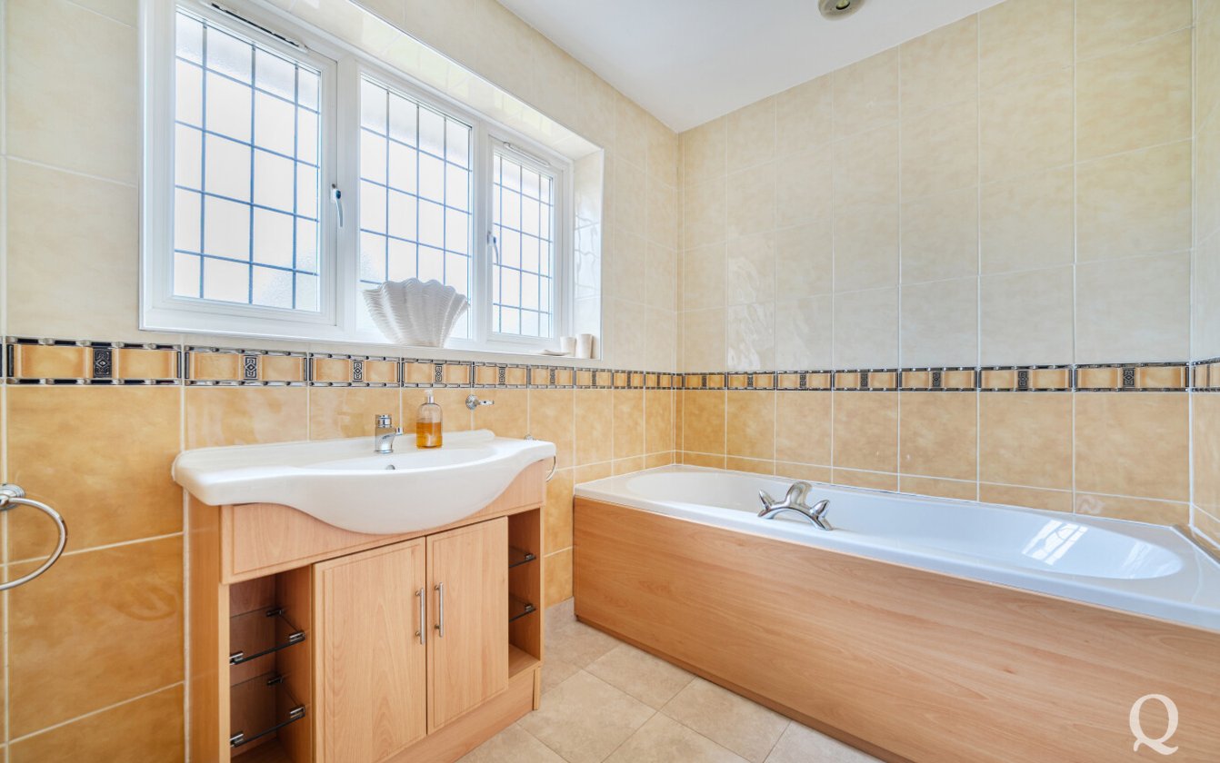 Mount Lane, Hartlip, Sittingbourne, Kent, ME9, 8049, image-41 - Quealy & Co