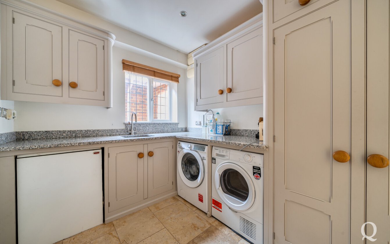 Mount Lane, Hartlip, Sittingbourne, Kent, ME9, 8049, image-27 - Quealy & Co