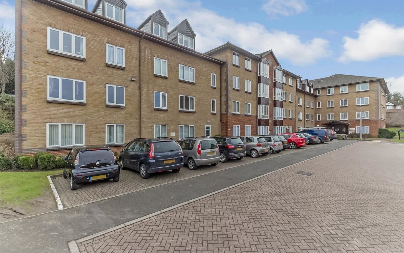 Barkers Court, Sittingbourne, Kent, ME10, 815, image-1 - Quealy & Co