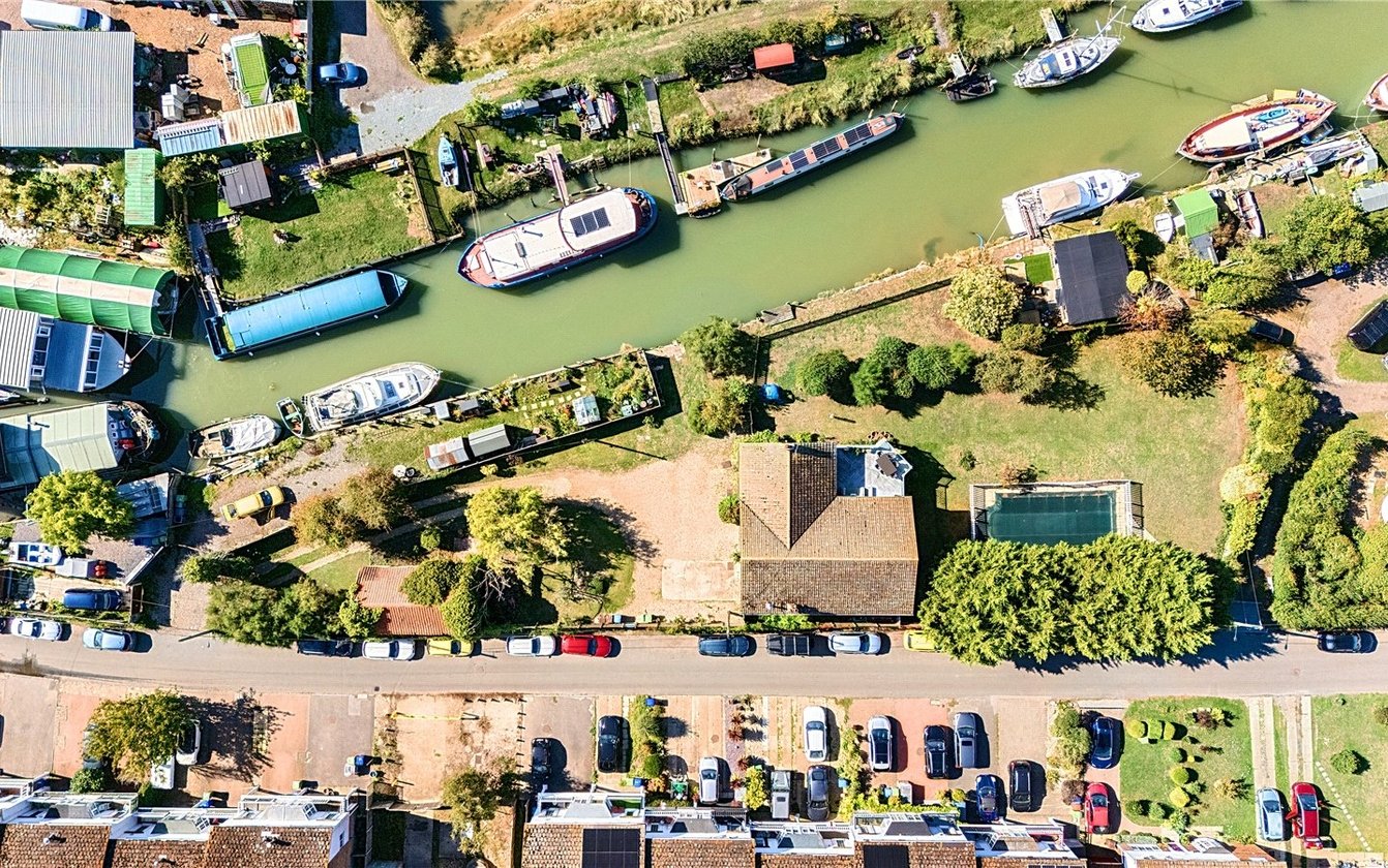 Conyer Quay, Conyer, Sittingbourne, Kent, ME9, 8176, image-20 - Quealy & Co