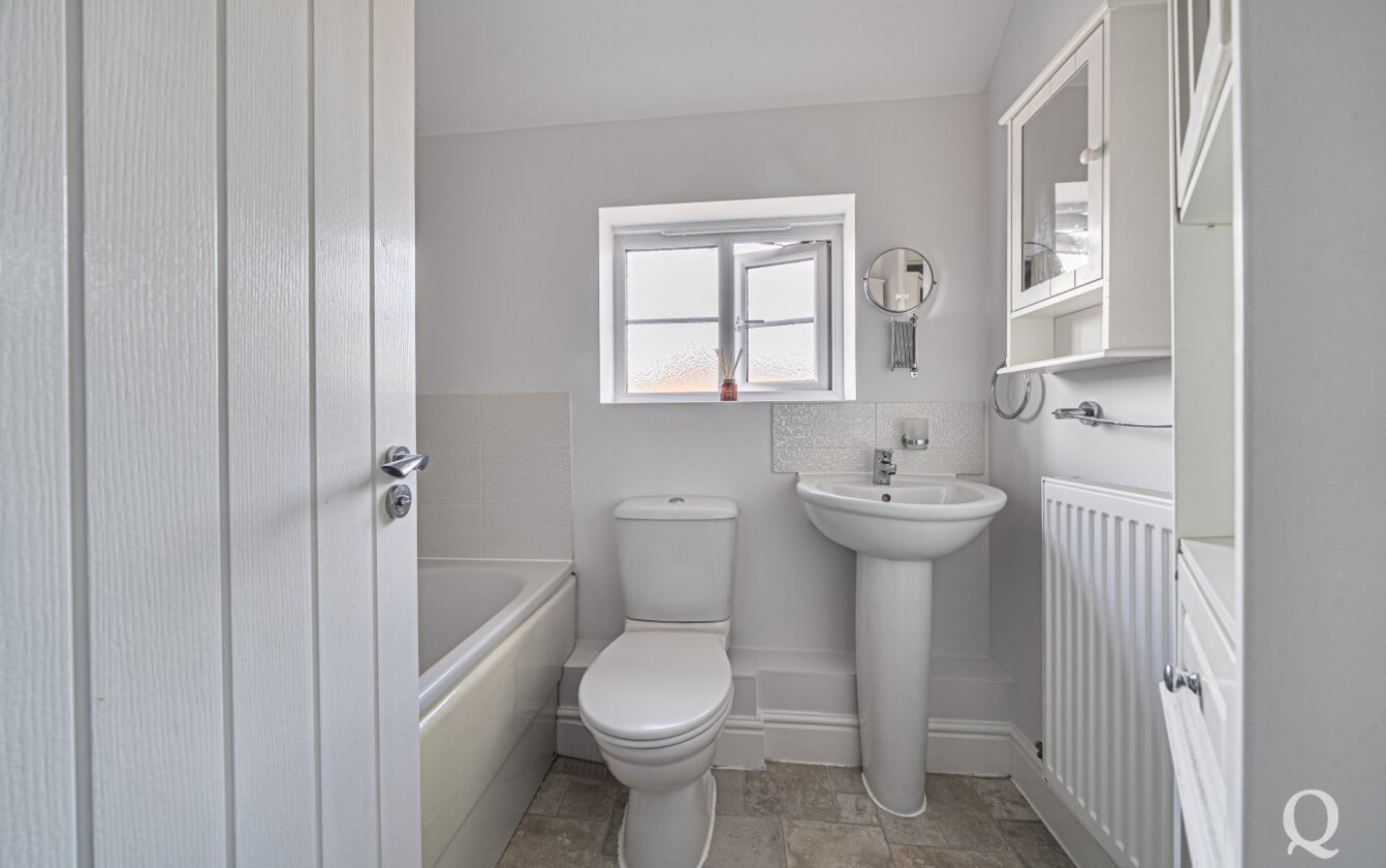 Porter Avenue, Kings Hill, West Malling, Kent, ME19, 8181, image-16 - Quealy & Co