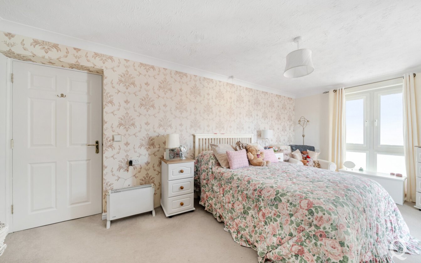 Bell Road, Sittingbourne, Kent, ME10, 8182, image-11 - Quealy & Co