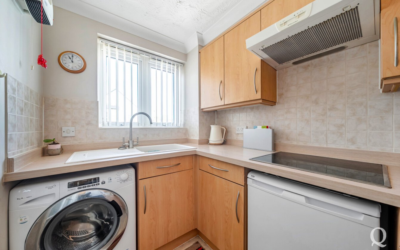 Bell Road, Sittingbourne, Kent, ME10, 8182, image-14 - Quealy & Co