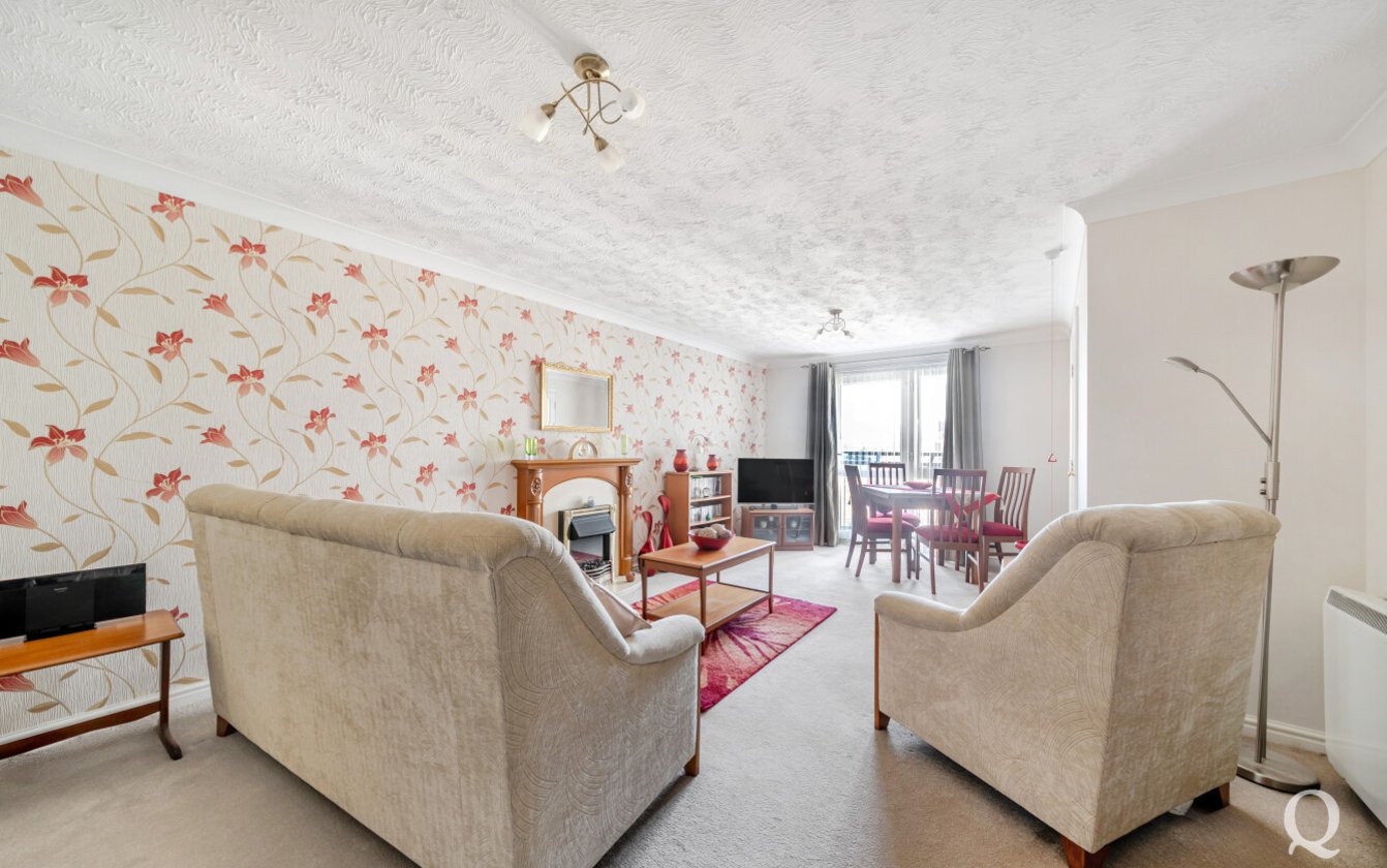 Bell Road, Sittingbourne, Kent, ME10, 8182, image-2 - Quealy & Co