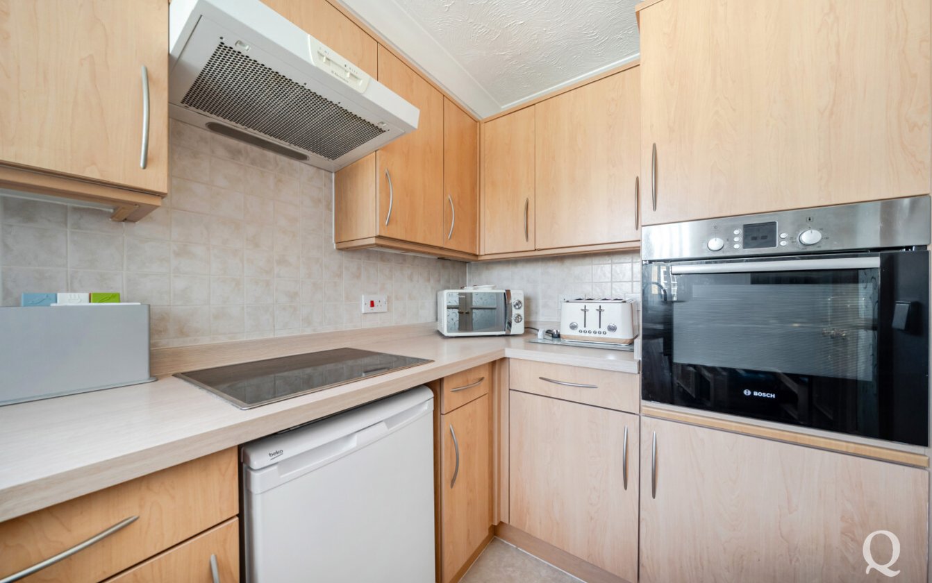 Bell Road, Sittingbourne, Kent, ME10, 8182, image-5 - Quealy & Co