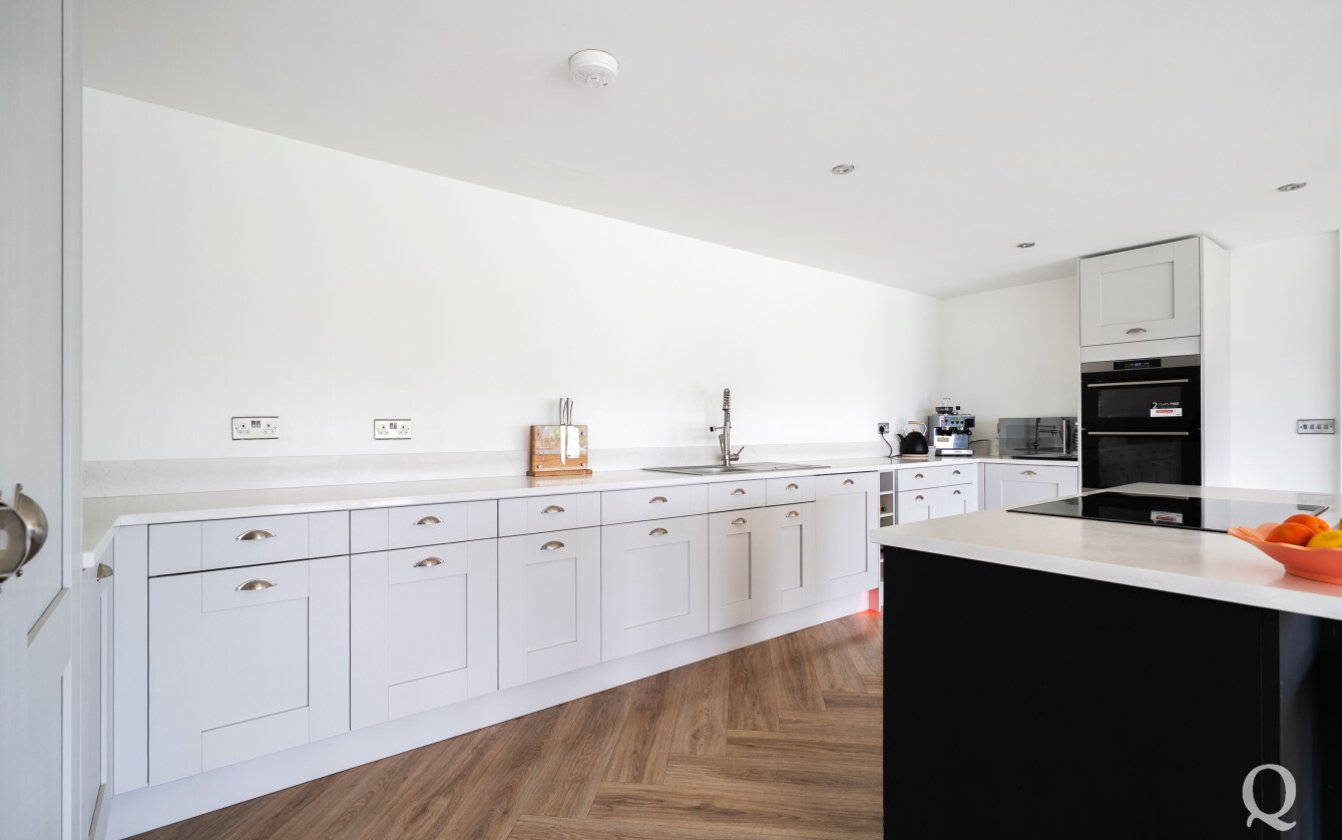 Breach Lane, Upchurch, Sittingbourne, Kent, ME9, 8196, image-11 - Quealy & Co