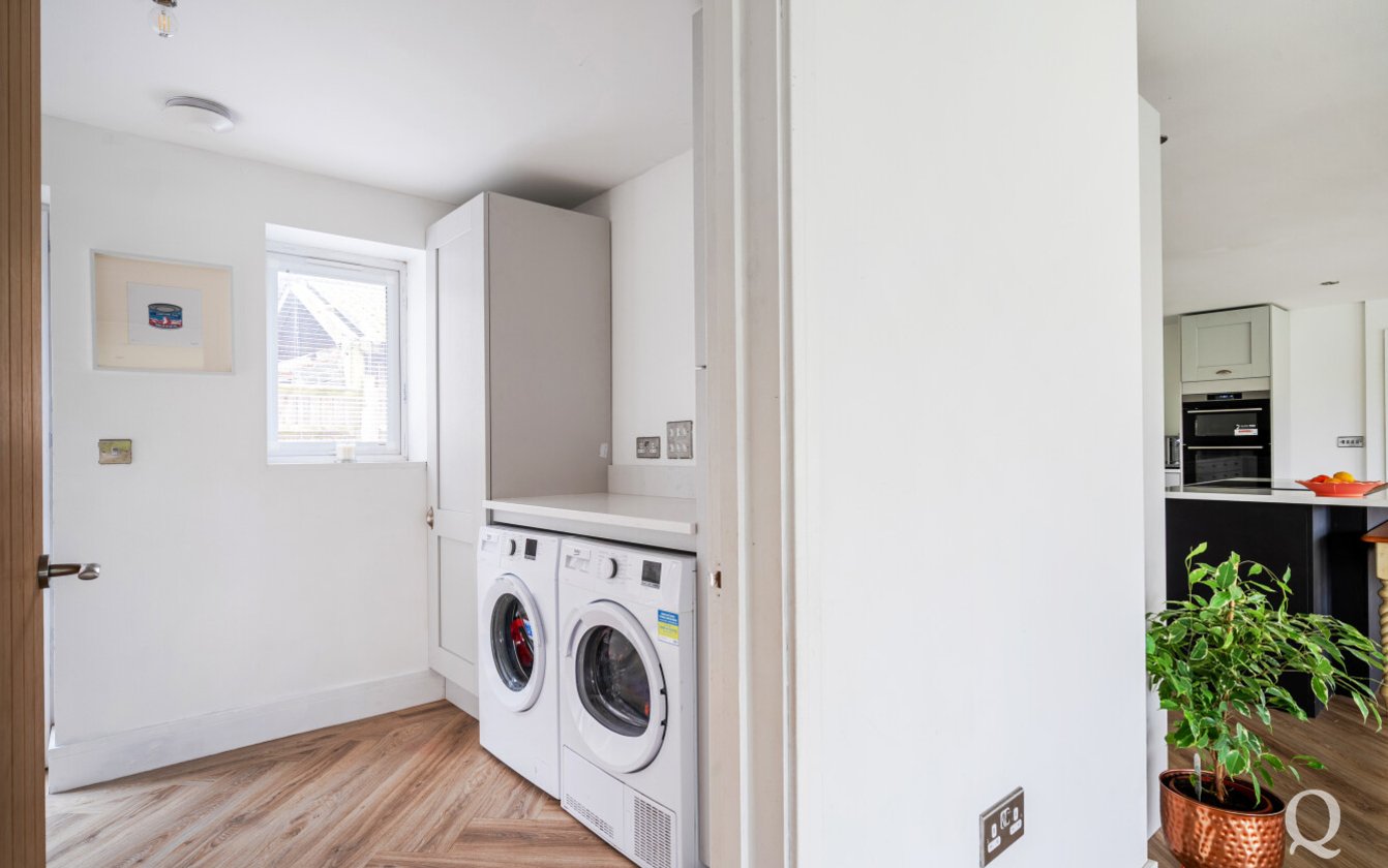 Breach Lane, Upchurch, Sittingbourne, Kent, ME9, 8196, image-14 - Quealy & Co