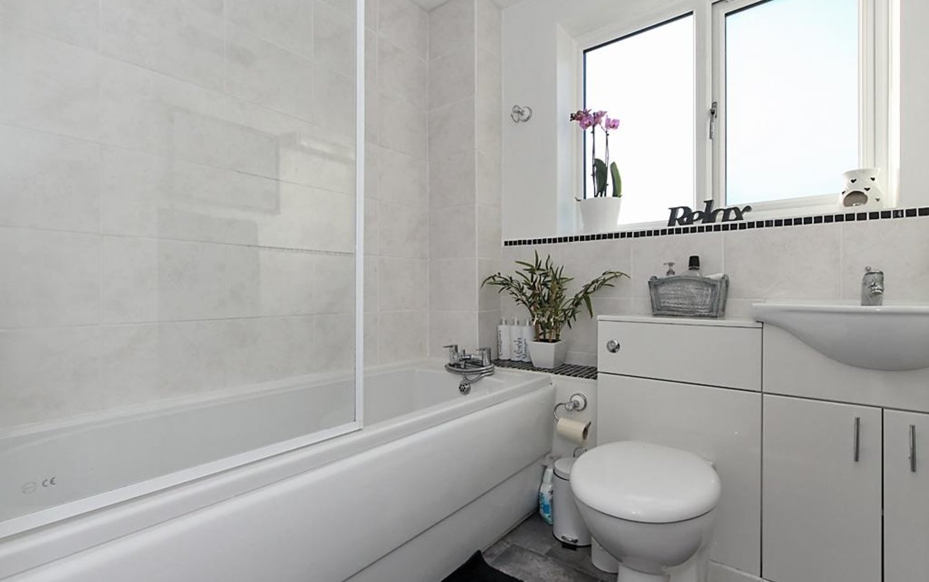 Wickham Close, Newington, Sittingbourne, Kent, ME9, 820, image-9 - Quealy & Co