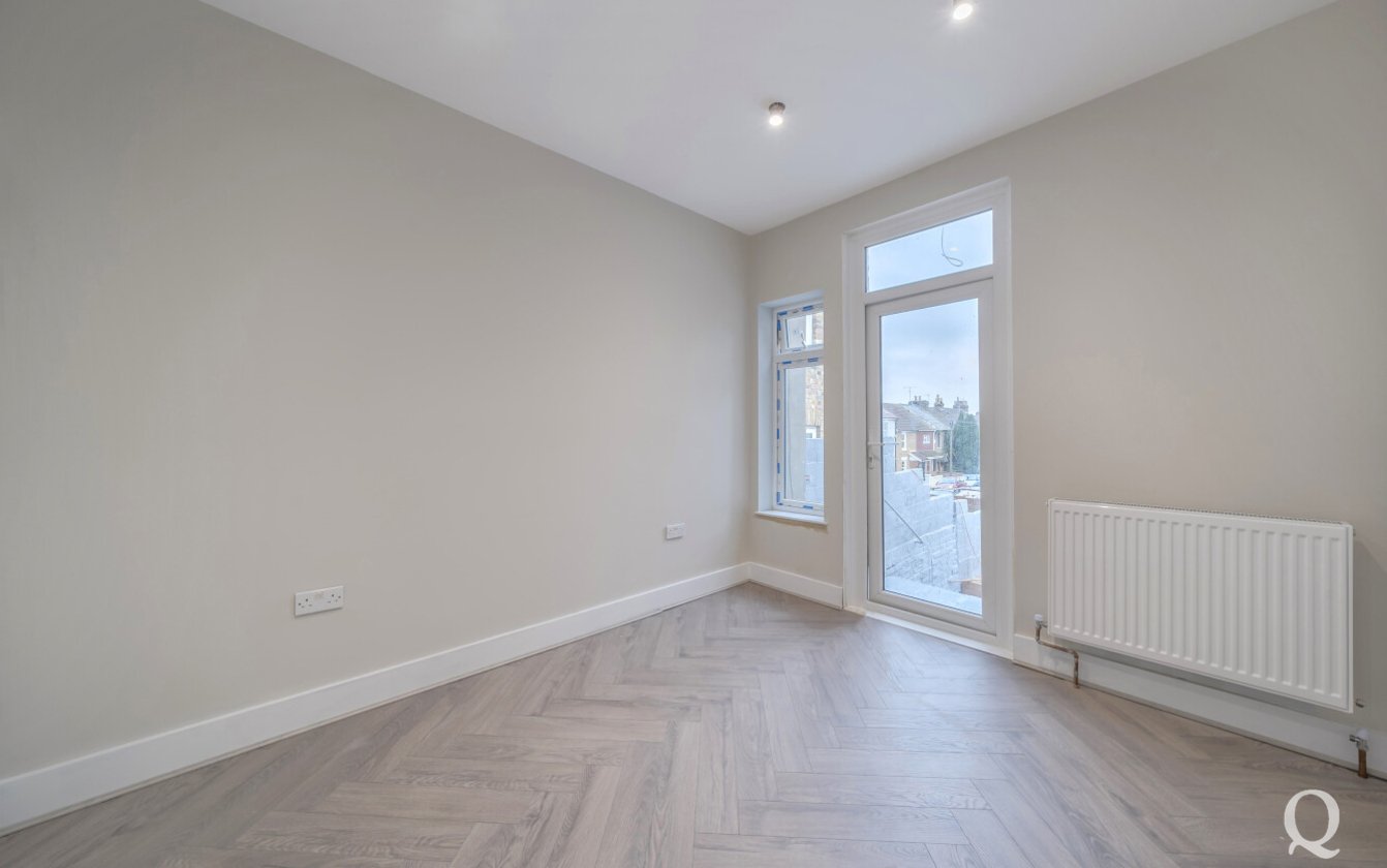 Station Road, Strood, Rochester, Kent, ME2, 8282, image-3 - Quealy & Co