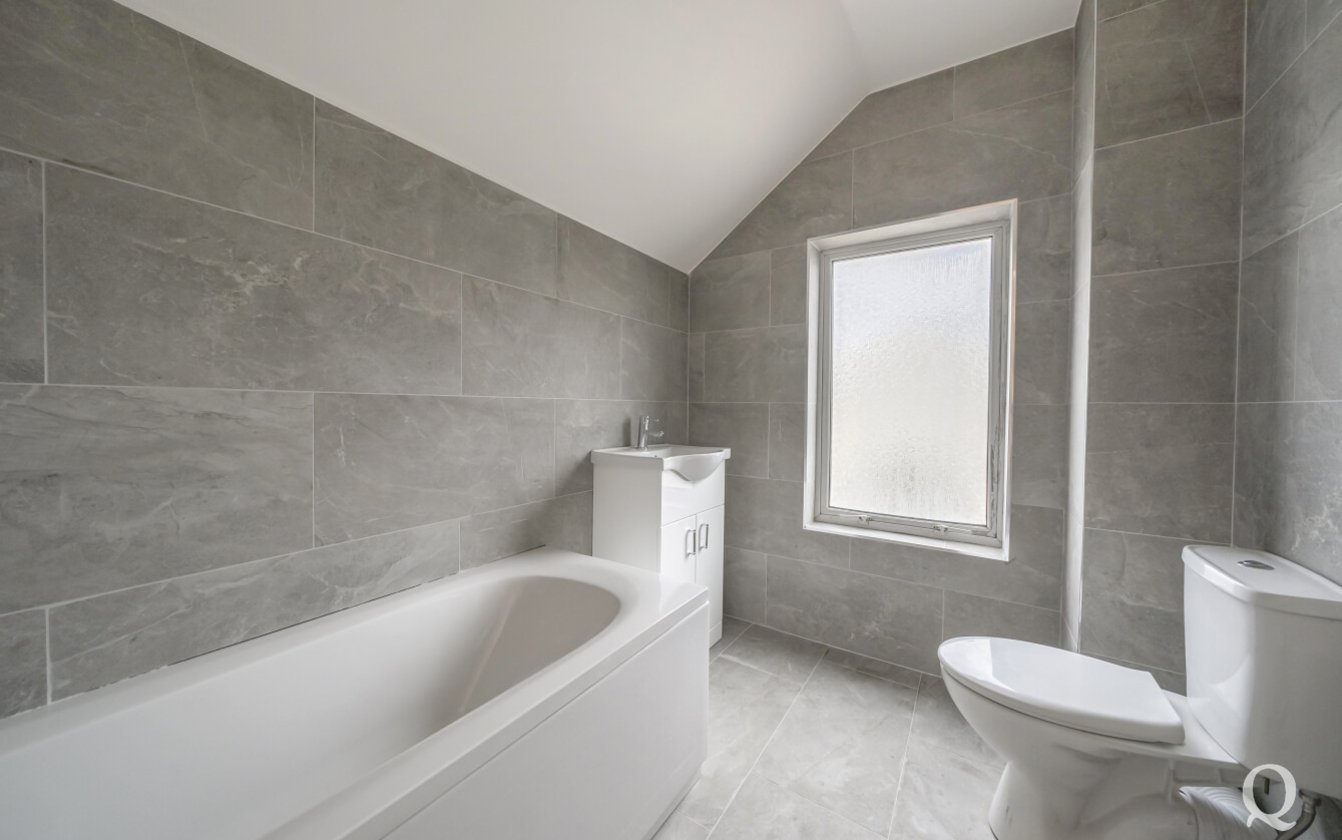 Station Road, Strood, Rochester, Kent, ME2, 8282, image-6 - Quealy & Co