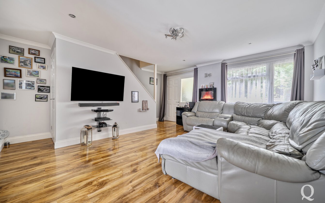 Guildford Gardens, Rochester, Kent, ME2, 8308, image-4 - Quealy & Co