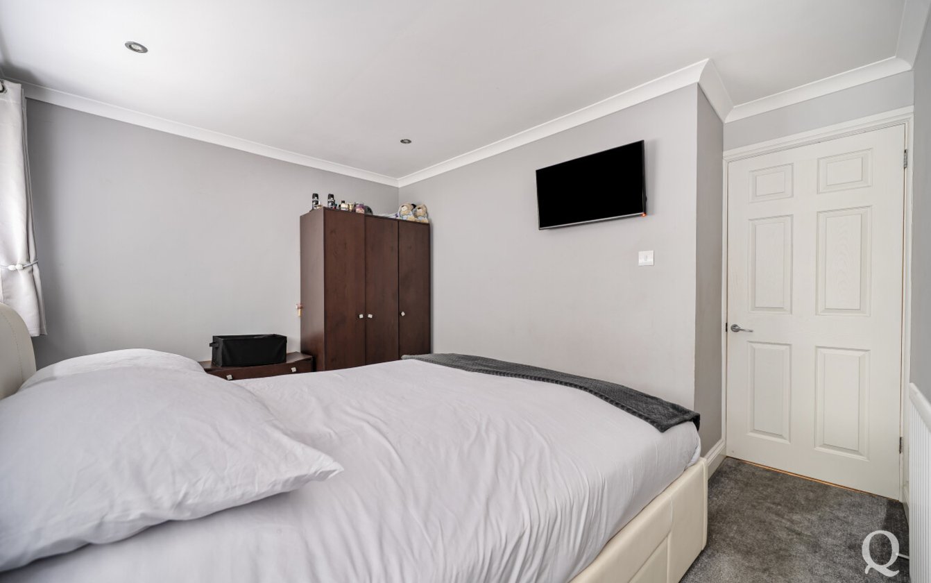 Guildford Gardens, Rochester, Kent, ME2, 8308, image-17 - Quealy & Co