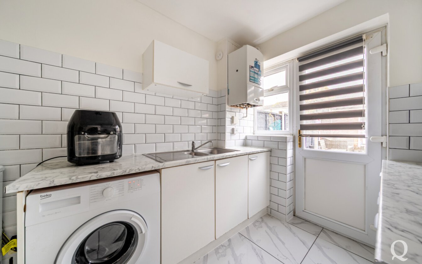 Simpson Road, Sittingbourne, Kent, ME10, 8312, image-9 - Quealy & Co