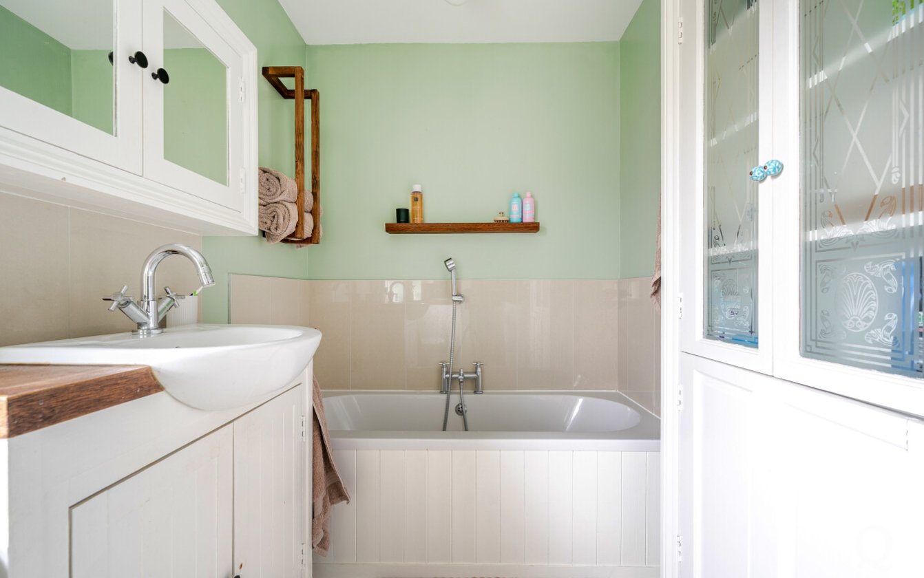 Adisham Green, Kemsley, Sittingbourne, Kent, ME10, 8316, image-17 - Quealy & Co