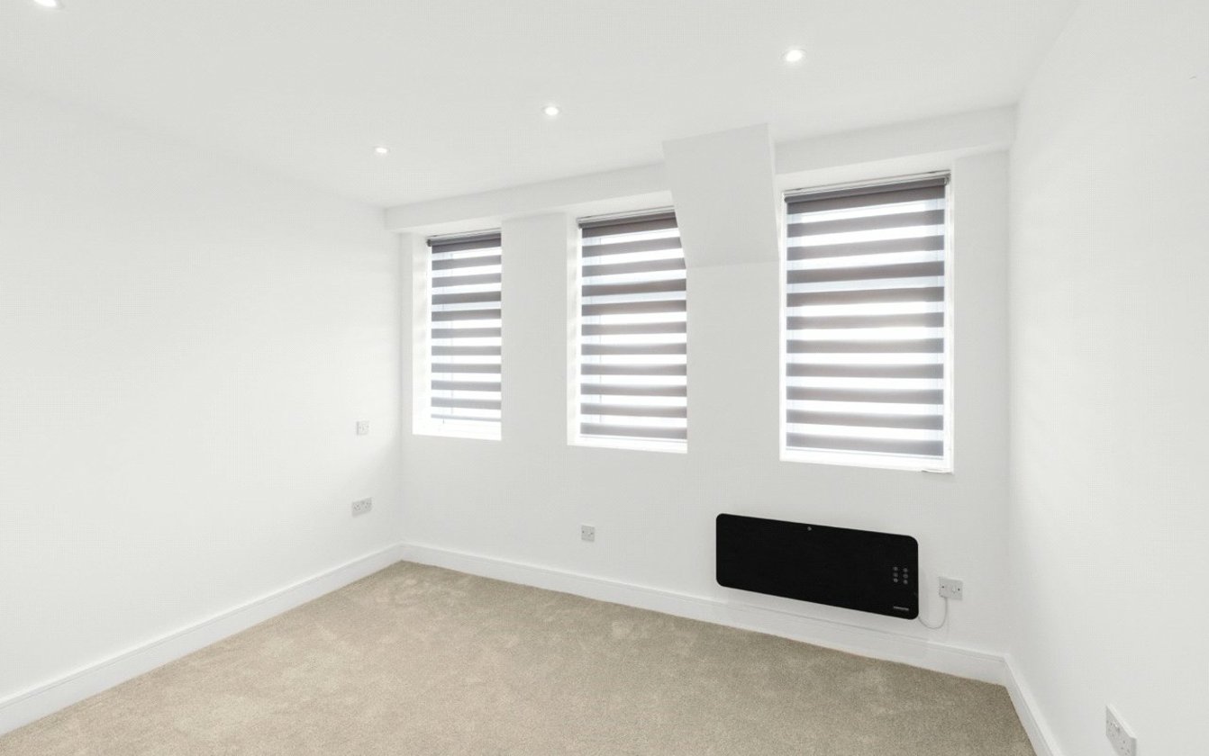 London Road, Sittingbourne, Kent, ME10, 8339, image-1 - Quealy & Co