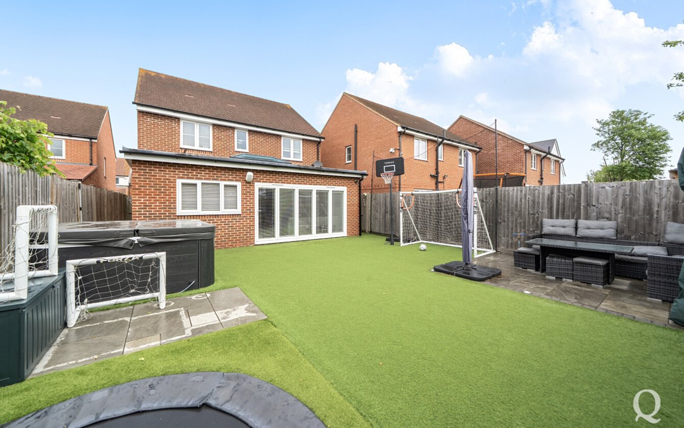 Wyvern Close, Milton Regis, Sittingbourne, Kent, ME10, 8358, image-3 - Quealy & Co