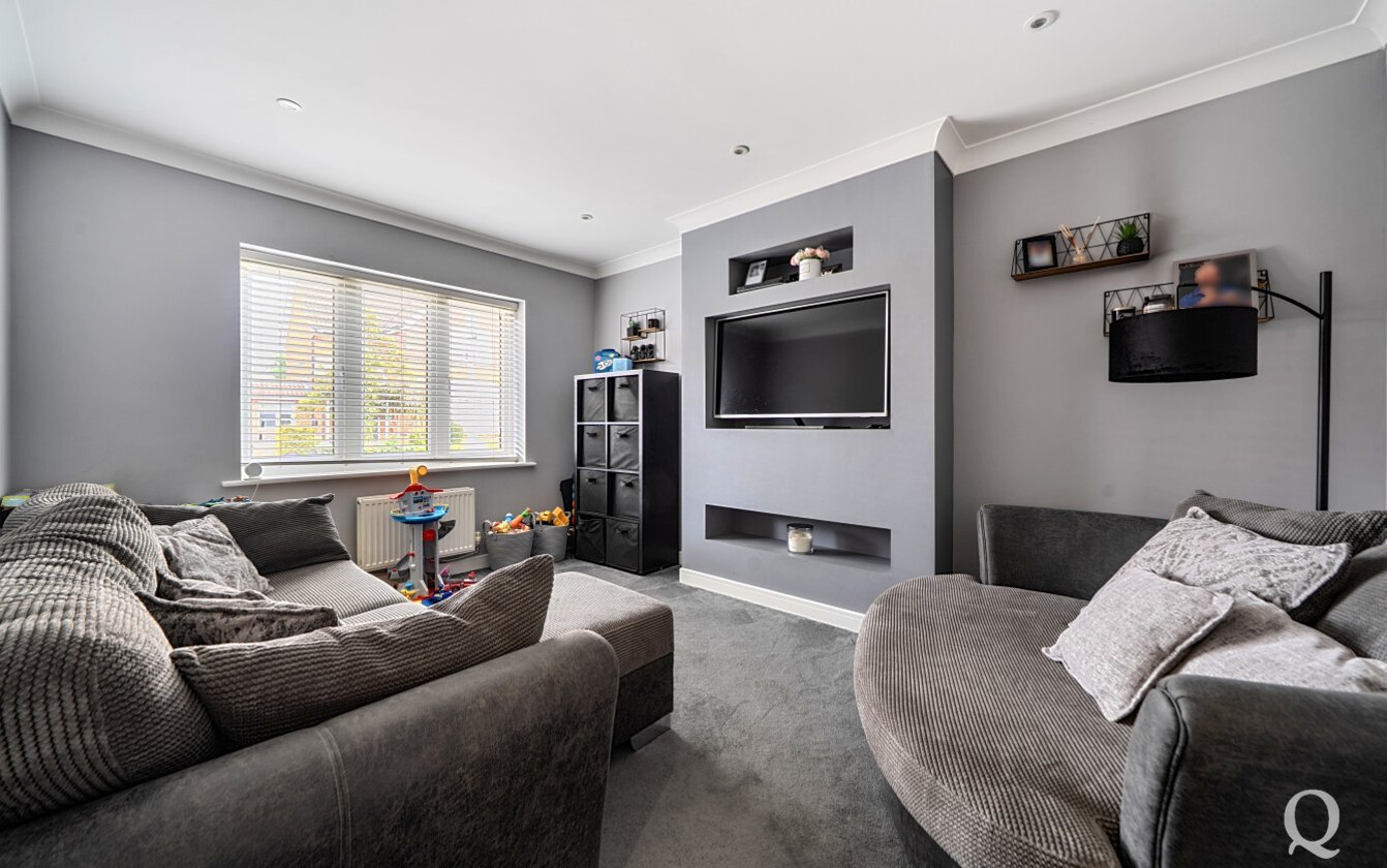Wyvern Close, Milton Regis, Sittingbourne, Kent, ME10, 8358, image-9 - Quealy & Co