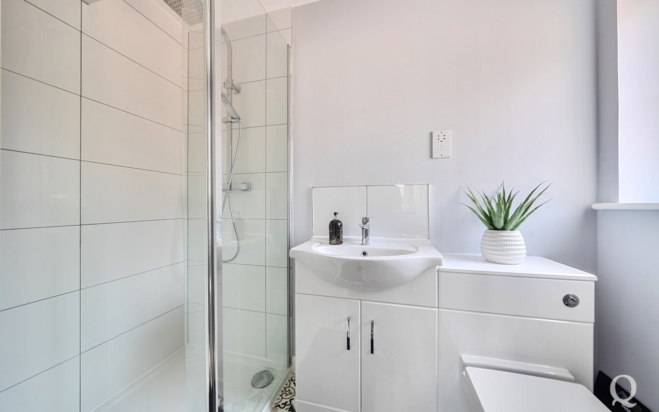 Wyvern Close, Milton Regis, Sittingbourne, Kent, ME10, 8358, image-6 - Quealy & Co
