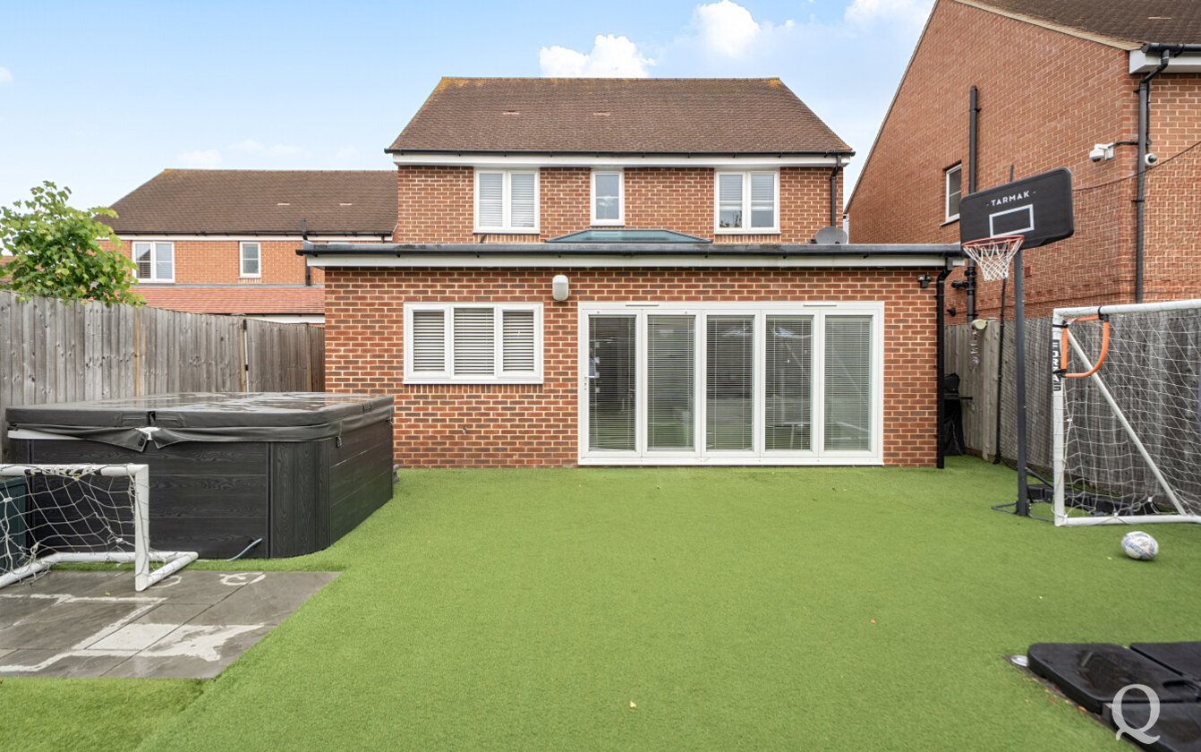 Wyvern Close, Milton Regis, Sittingbourne, Kent, ME10, 8358, image-21 - Quealy & Co
