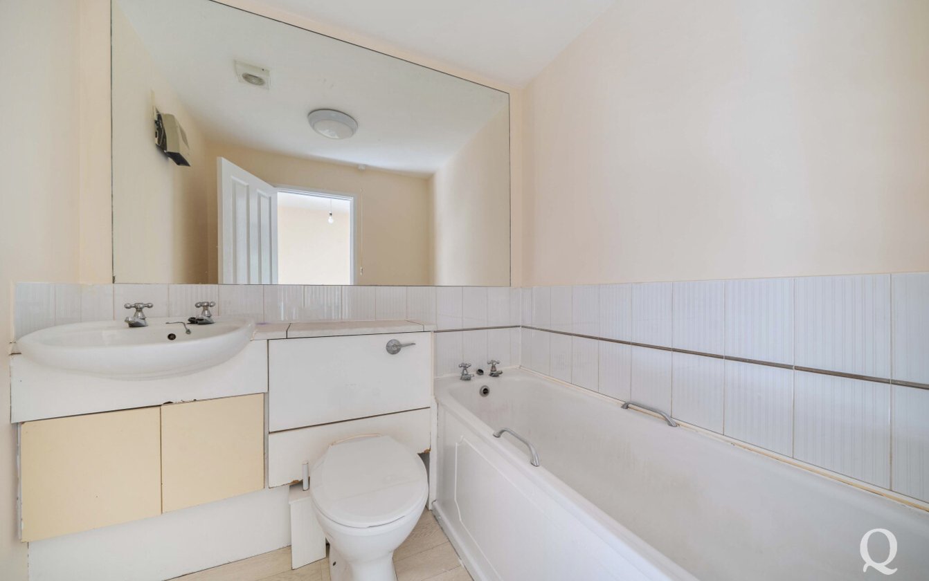 The Willows, Sittingbourne, Kent, ME10, 8373, image-2 - Quealy & Co