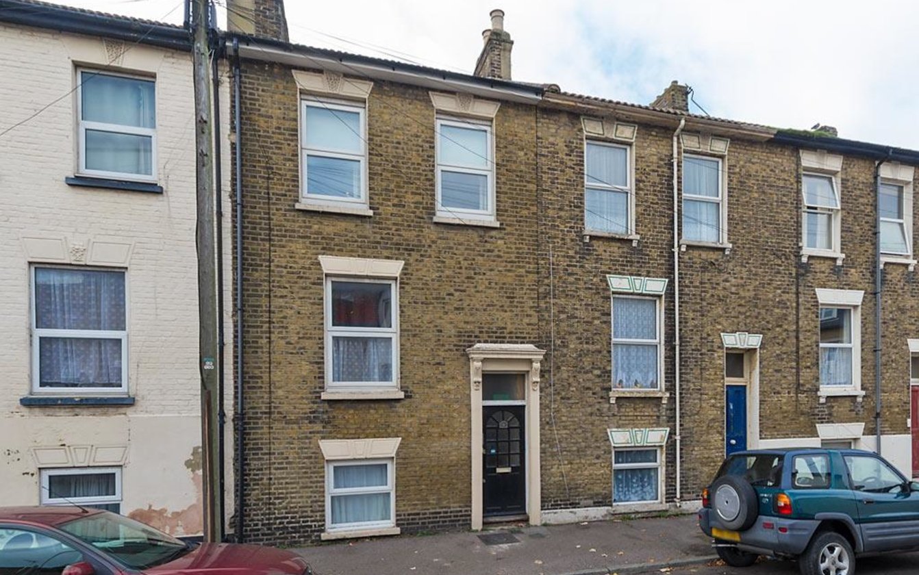 Fonblanque Road, Sheerness, Kent, ME12, 839, image-1 - Quealy & Co