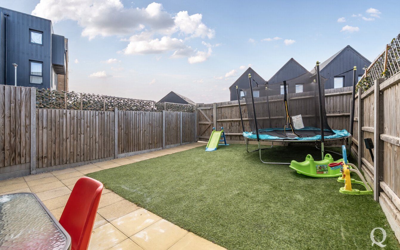 Mars Close, Milton Regis, Sittingbourne, Kent, ME10, 8393, image-16 - Quealy & Co