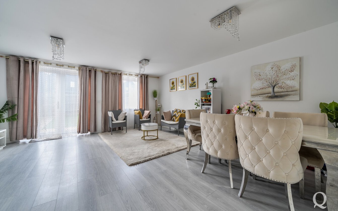 Mars Close, Milton Regis, Sittingbourne, Kent, ME10, 8393, image-2 - Quealy & Co