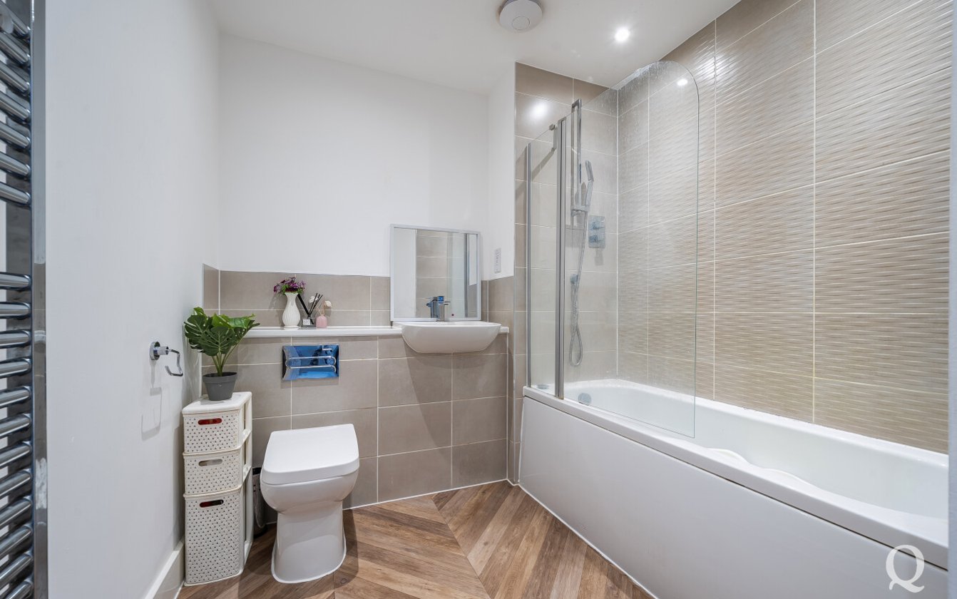 Mars Close, Milton Regis, Sittingbourne, Kent, ME10, 8393, image-7 - Quealy & Co