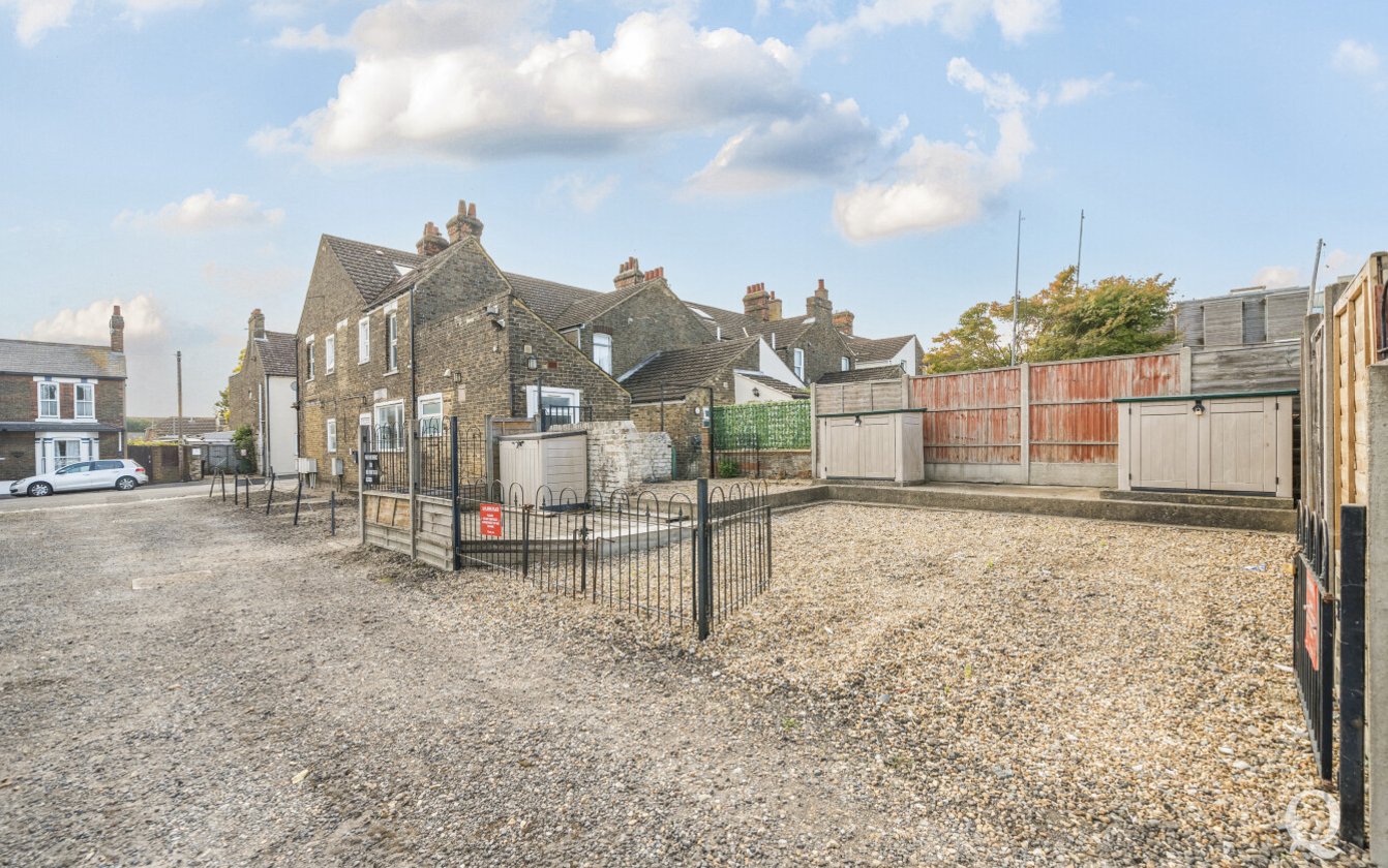 Victoria Road, Sittingbourne, Kent, ME10, 8404, image-2 - Quealy & Co