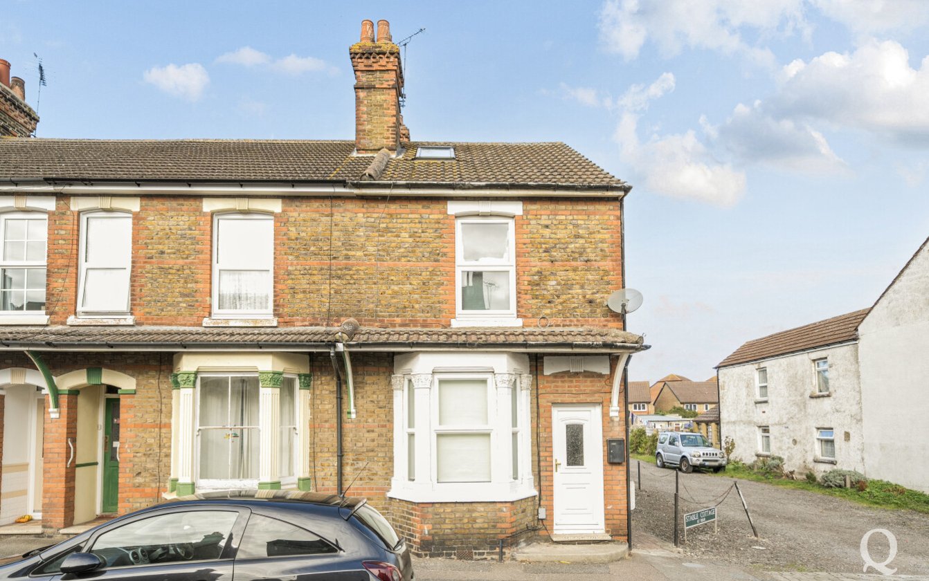 Victoria Road, Sittingbourne, Kent, ME10, 8404, image-20 - Quealy & Co