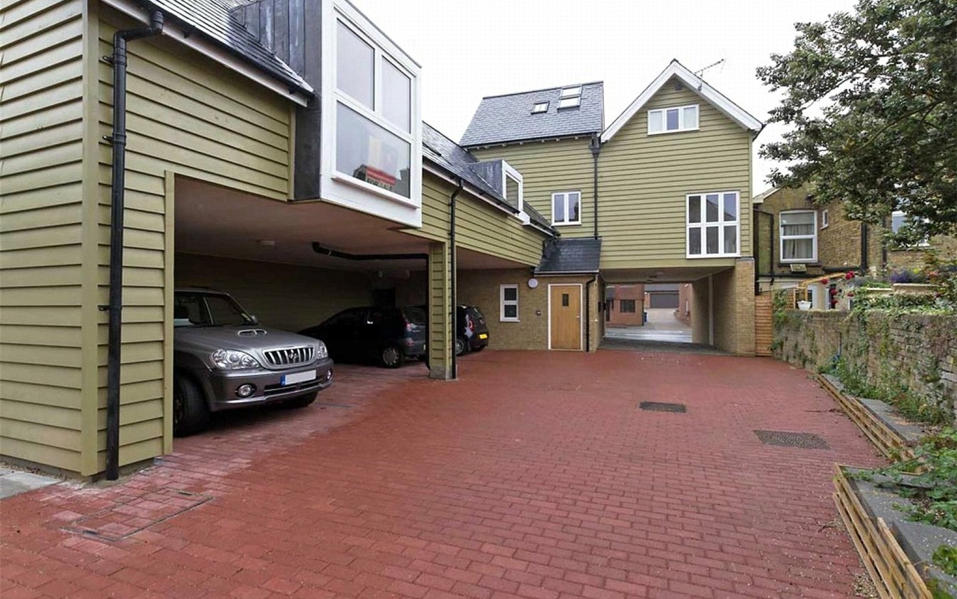 London Road, Teynham, Sittingbourne, Kent, ME9, 8481, image-8 - Quealy & Co