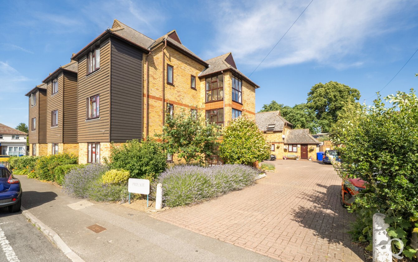 Canterbury Road, Sittingbourne, Kent, ME10, 8488, image-1 - Quealy & Co
